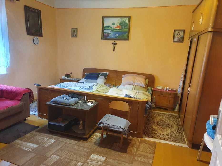 Proprietar vând casa