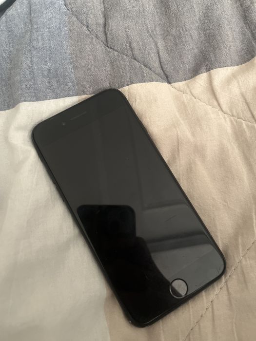 iphone se 128 ГБ
