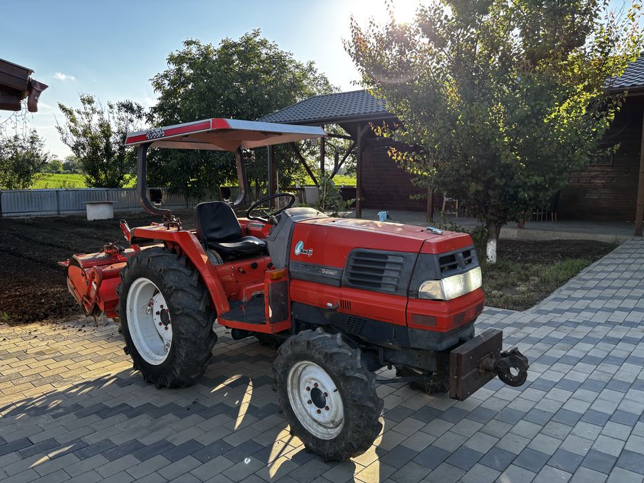 Tractor kubota 4x4