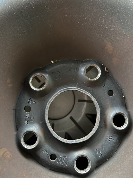 Janta tabla cu anvelope  215/65/16