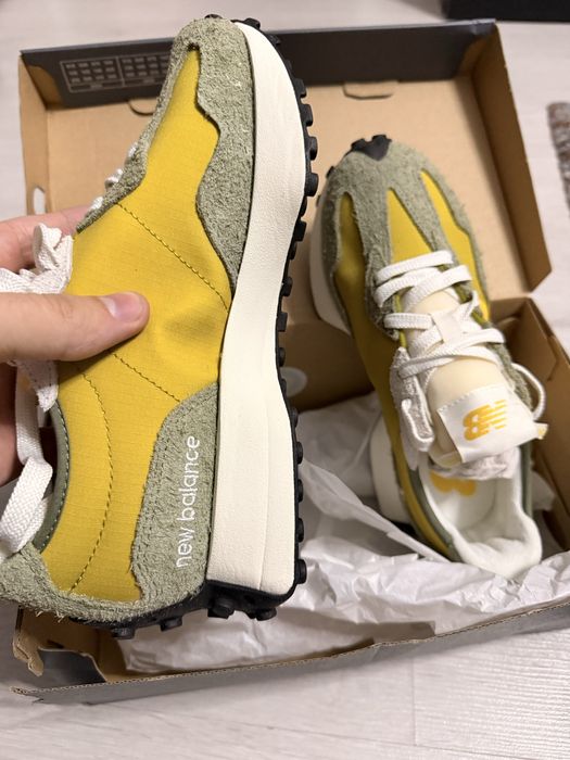 Adidași New Balance 327 (U327VC) – galben/olive – noi – cu cutie