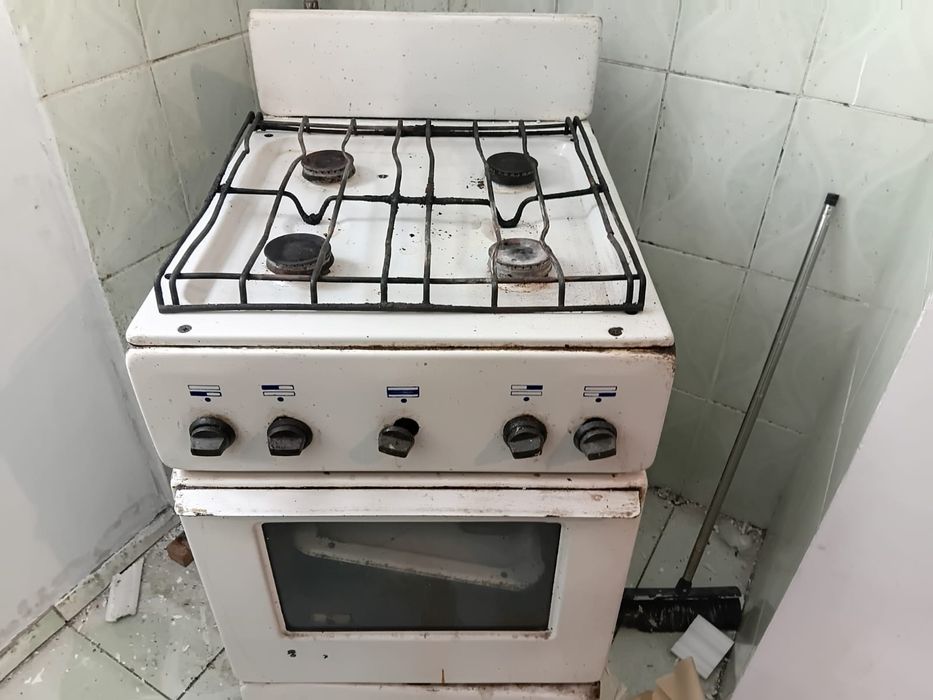 Газплита бу, состояние хорошее
