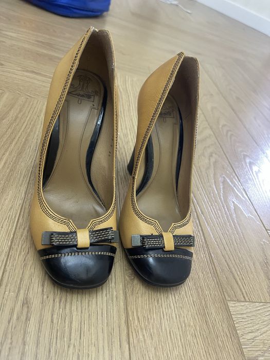 Туфли женские , кожанные