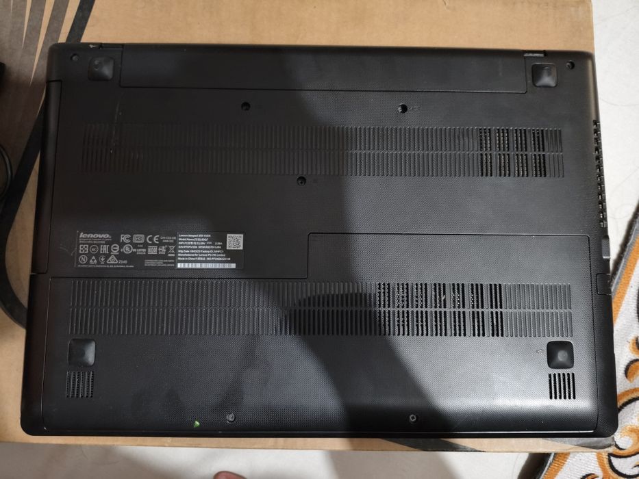 Ноут Lenovo laptop