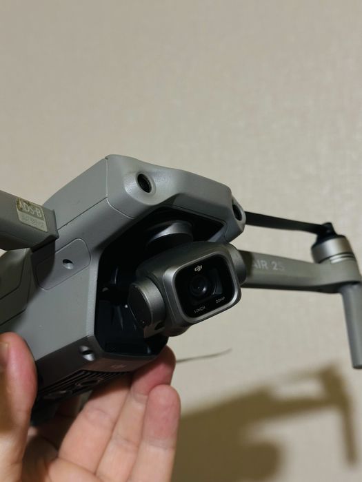 Дрон. DJI AIR 2S Combo