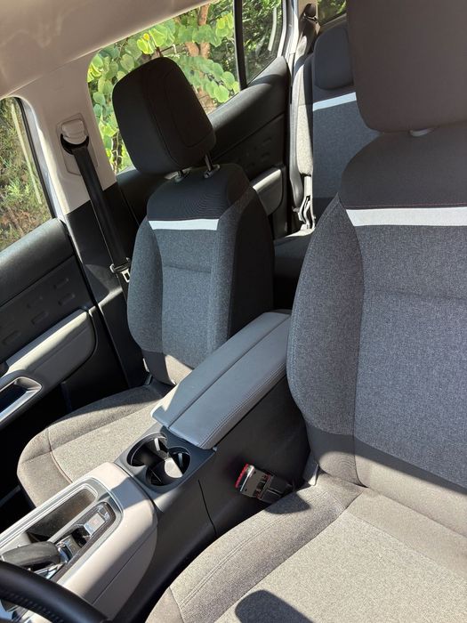 Citroën C5 Aircross Vând Citroën C5 Aircross Hybrid 225 e-EAT8, an fabricație 2021