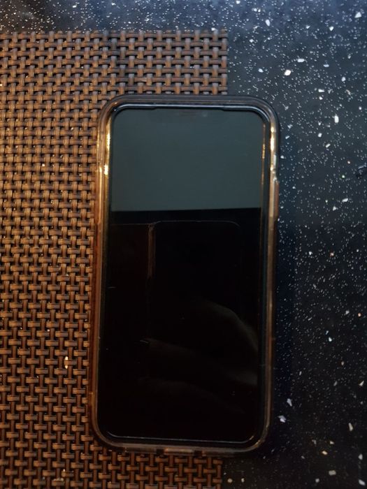 IPHONE 11 продается в идеальном состоянии