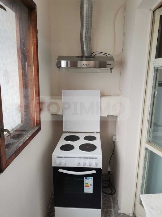 Дава се под наем Тристаен апартамент в Варна, Левски - 75 кв.м за 408 € - Снимка #4