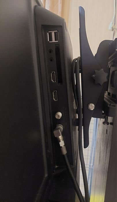 Телевизор Artel 32