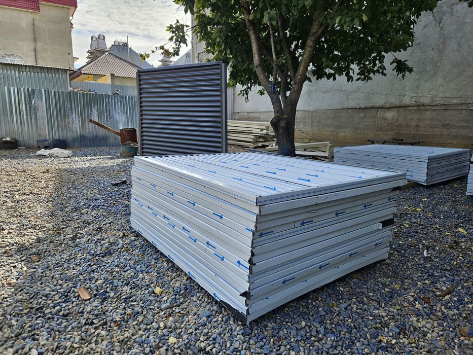 Vând panou din tabla ondulata si Garaje auto