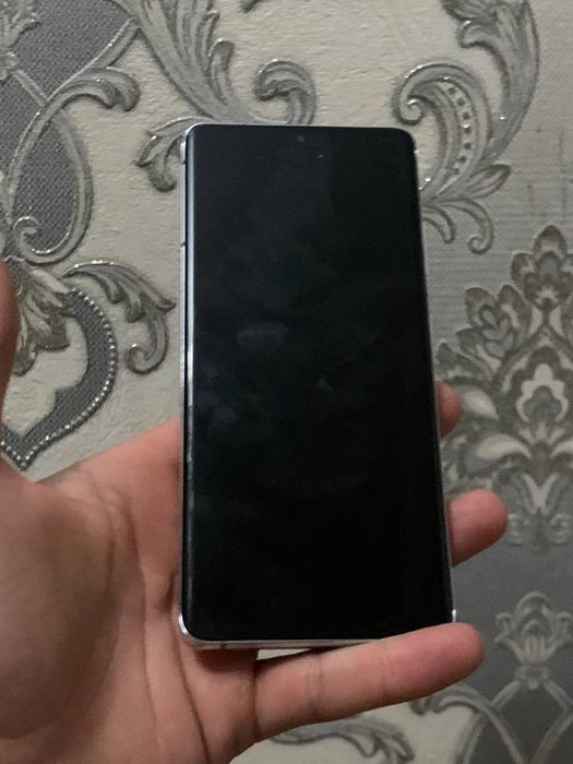 Samsung S21Ultra 5G sotiladi srochna