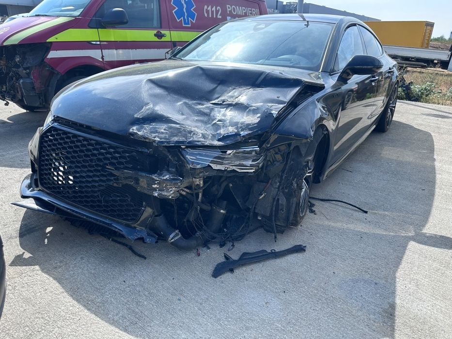 Vand Audi A7 Competition avariat