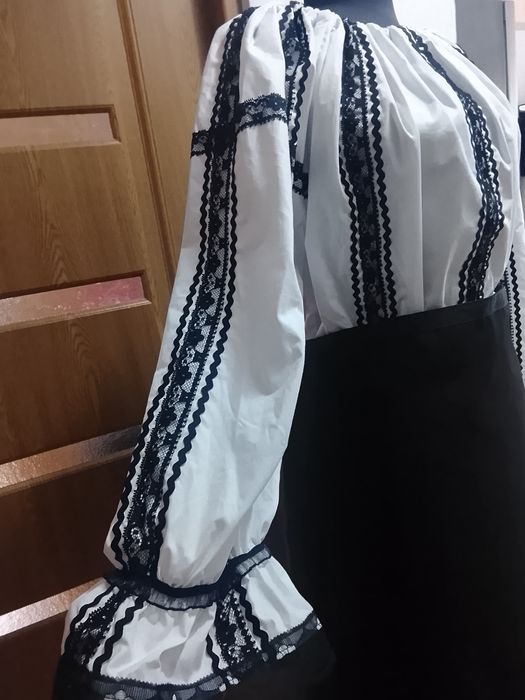 Costum popular nou marime mare