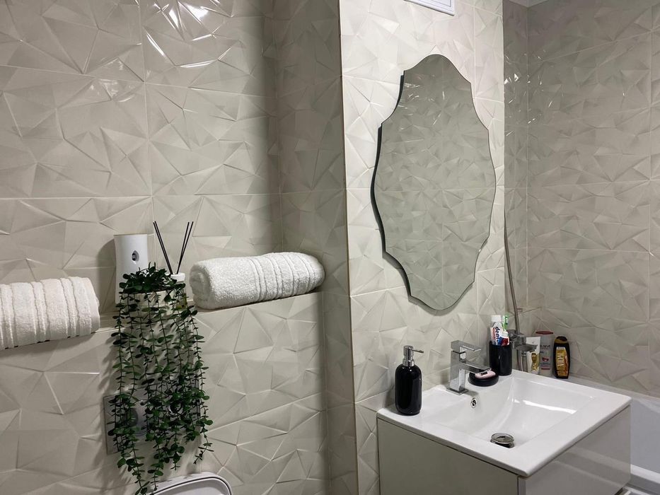 Vand apartament 2 camere decomandat