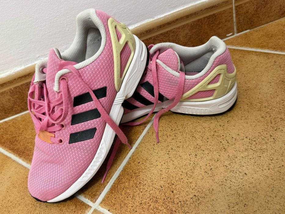 Adidași roz Adidas