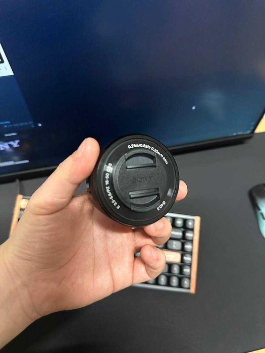 Sony 16-50 mm OSS объектив