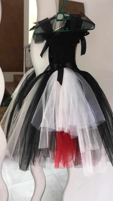 Rochita TUTU Pinguin Randunica Vrabiuta Ciocanitoare Barza Cocostarc