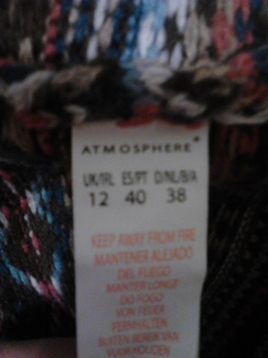 fusta Atmosphere deosebita, mar. M, vand / schimb