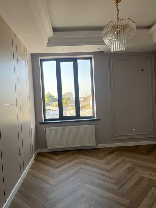 Stochno sotiladi Rabochiy Gorodok , Malikada 3 sotok, 8 xona