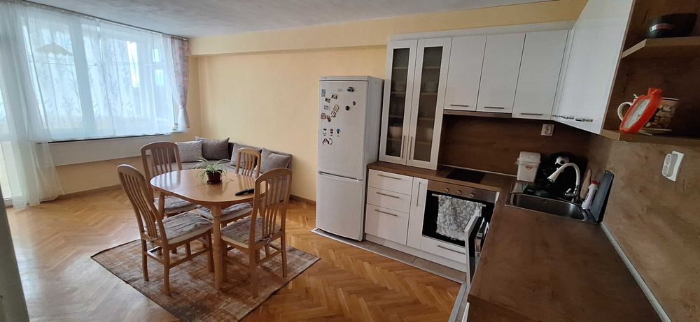 Дава се под наем Тристаен апартамент в Добрич, Кралска зона - 60 кв.м за 306 € - Снимка #4