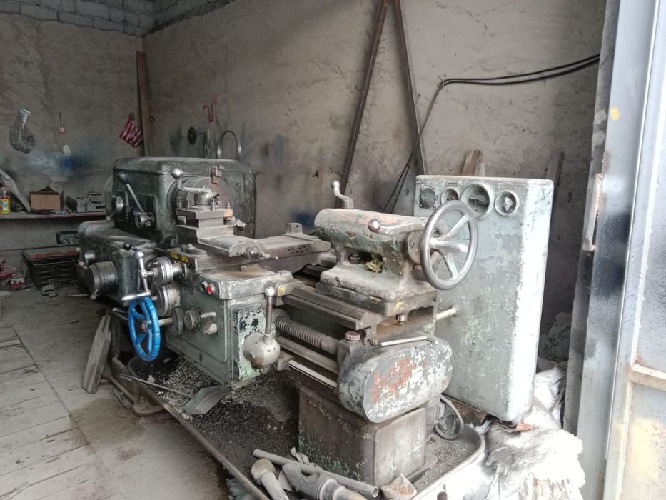 Токарный станок срочно продам