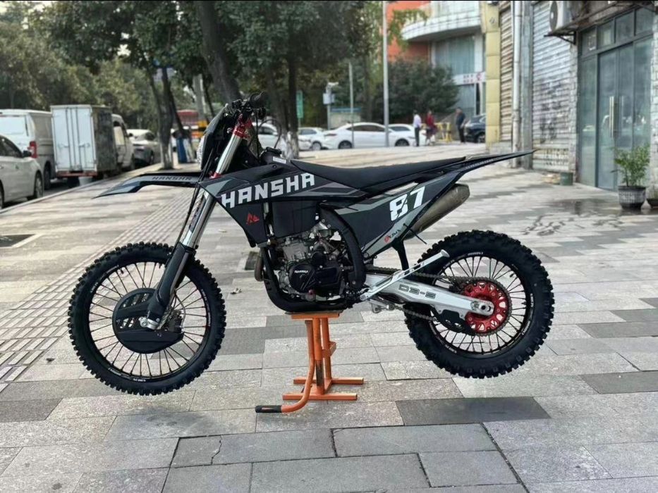 Мотоцикл эндуро-новый/ Доставка в Россию