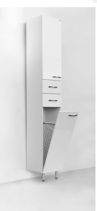 Срочно продам шкаф пенал