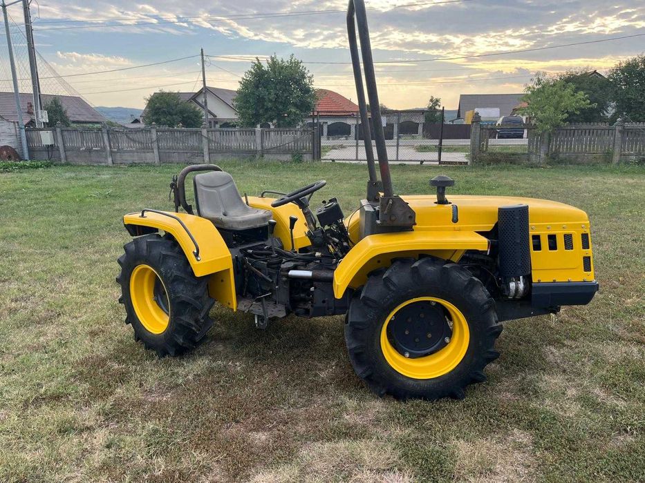 Tractor Articulat Pasquali,4x4, 74,7cp