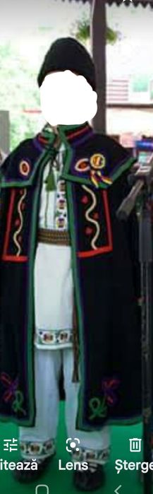 Costum popular autentic