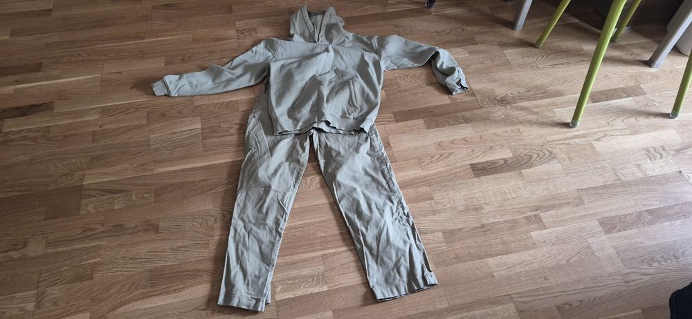 Дрехи момче 164 рамер 8 euro
