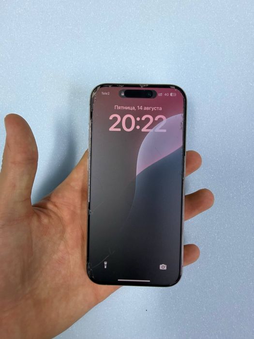 IPhone 15 pro 256gb