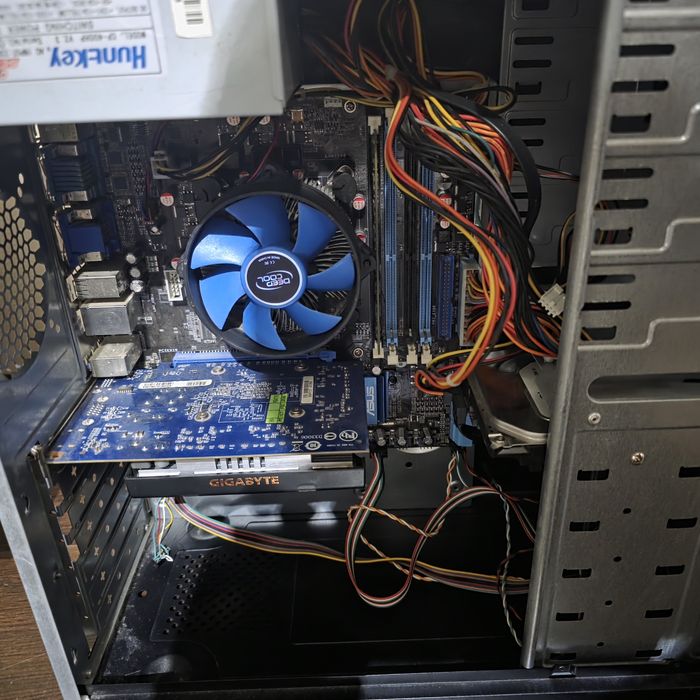 Продам 44 тыс центр