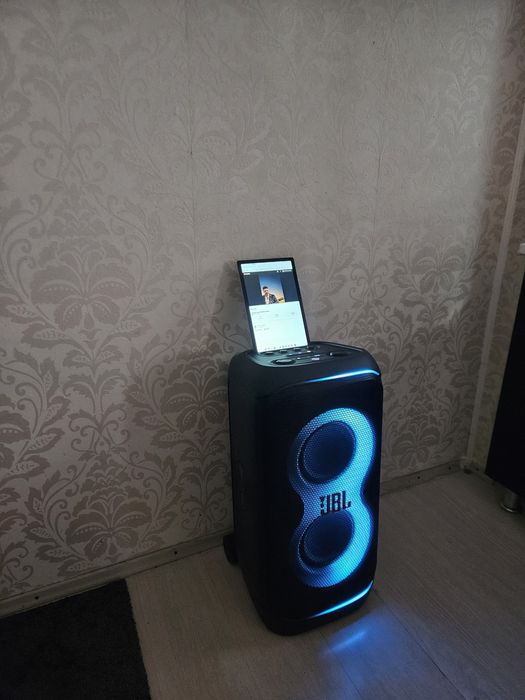 Boxa JBL 320 Nou