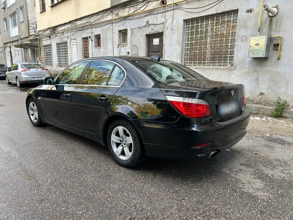 BMW Seria 5 2009 — imagine 2