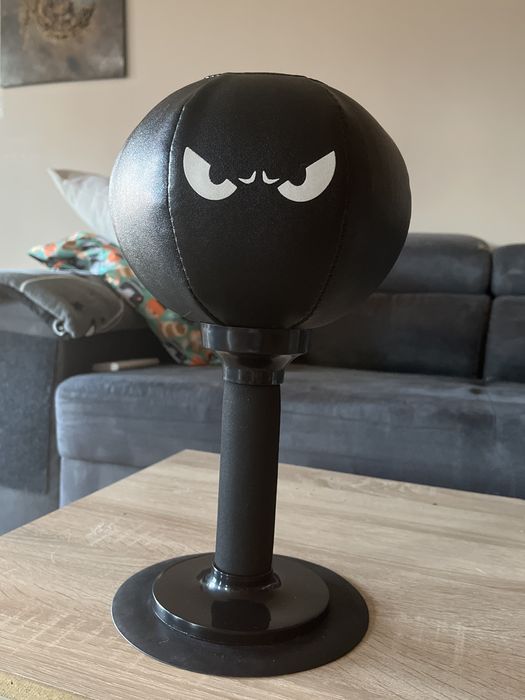 Боксова круша за упражнения,когато си изнервиш и за забавление………………..