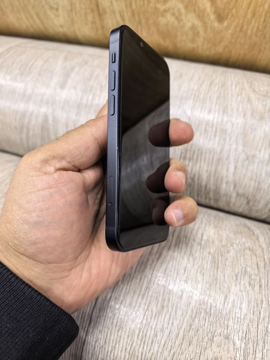 IPhone 13 mini qora 128