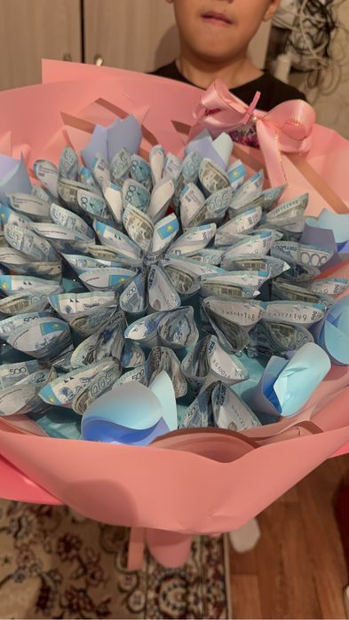 Денежный букет из 500 тенге