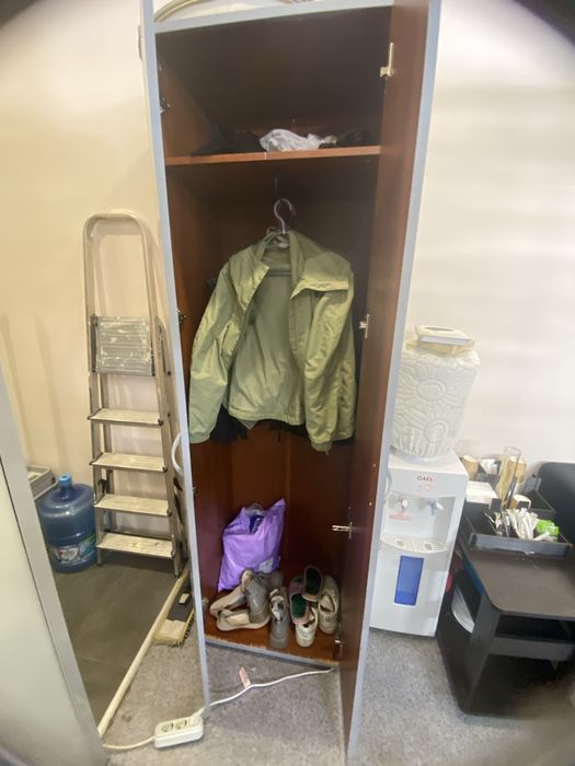 Продам плательный шкаф