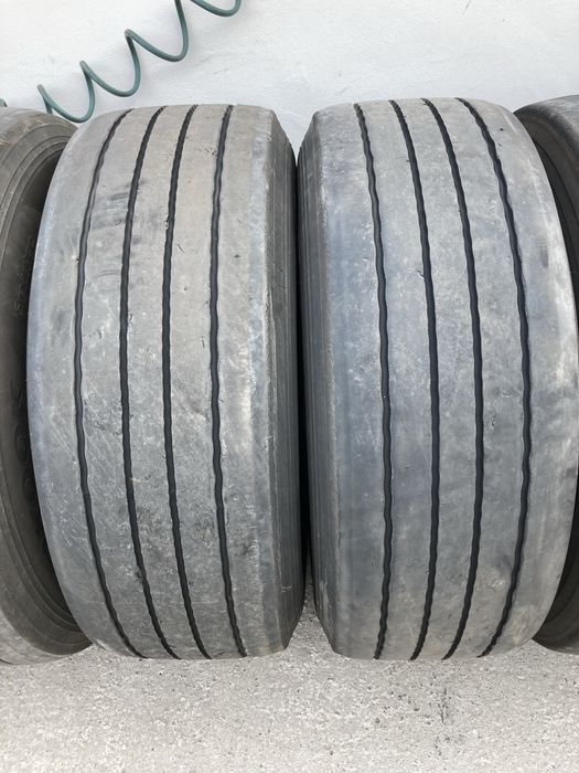 Гуми за камион 385-65-22.5