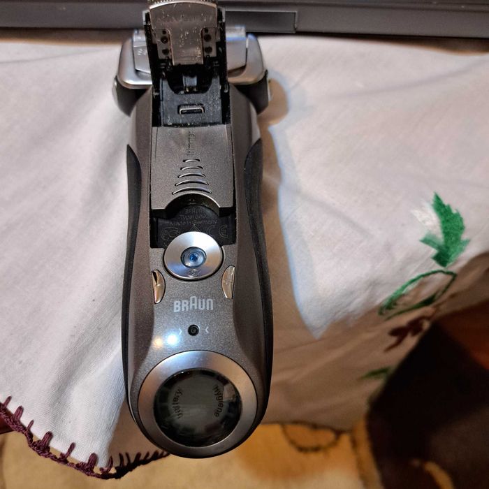 Producator: Braun
Model: Series 7 790cc