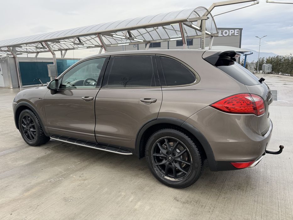 Porsche Cayenne 2011