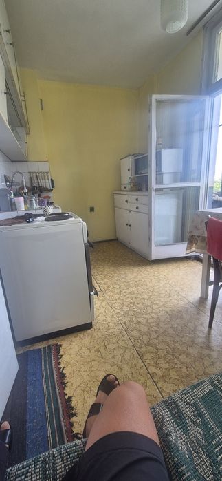 Продава се много стаен апартамент