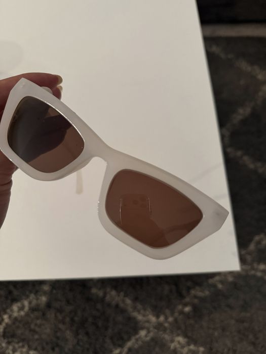 Слънчеви очила AV sunglasses