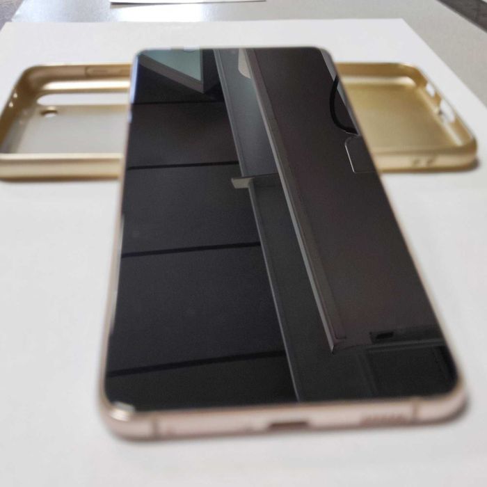 Samsung Galaxy S21 Plus 5G 256/8GB Отличен!!!