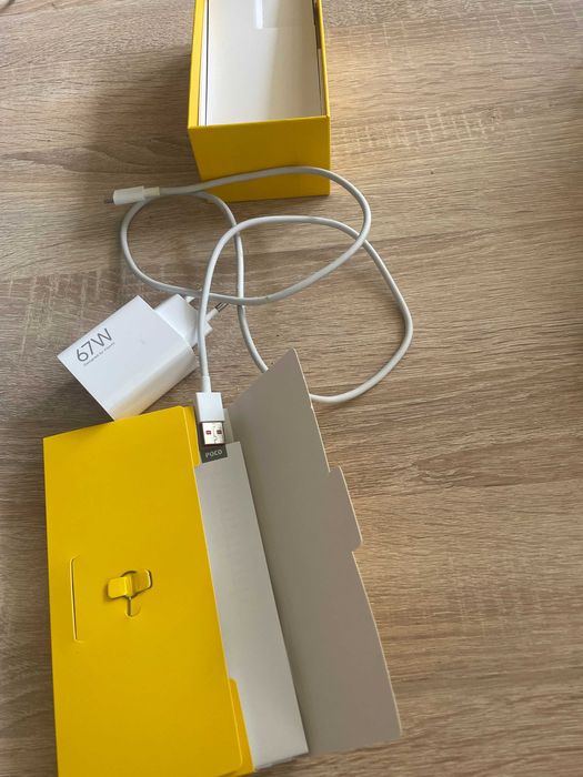 POCO X4 GT 5G, много запазен- като нов е, пълен комплект