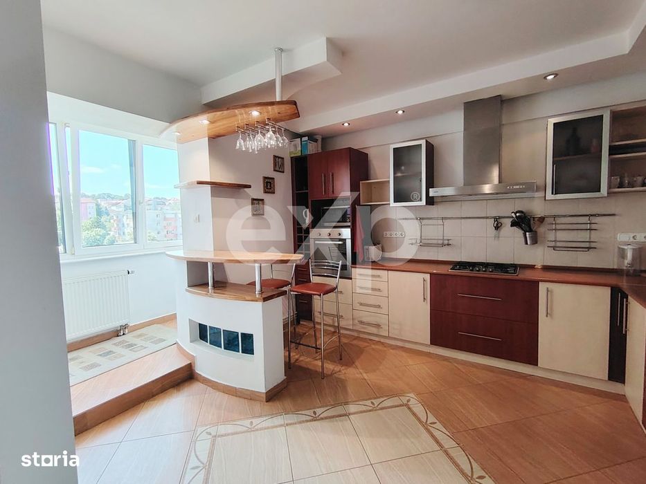 Apartament spatios, 4 camere, cartierul Zorilor