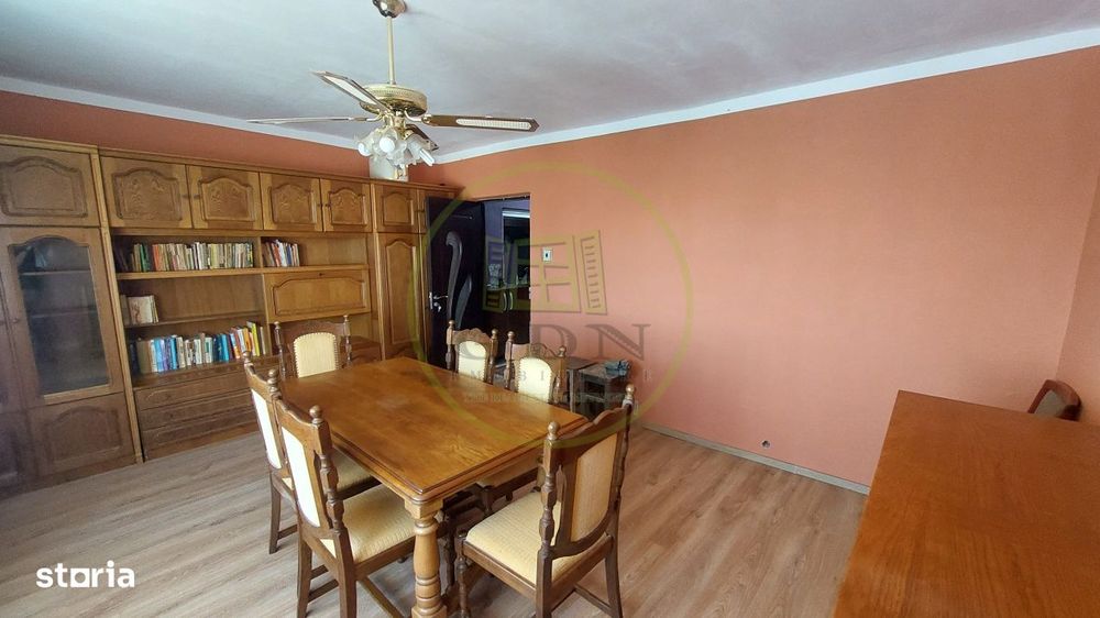Apartament 4 camere, 100 mp, cartier Craiovita Noua, zona Carrefour — fotografia 1