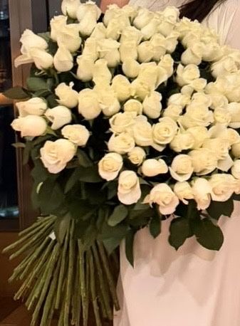 Букет из белых роз