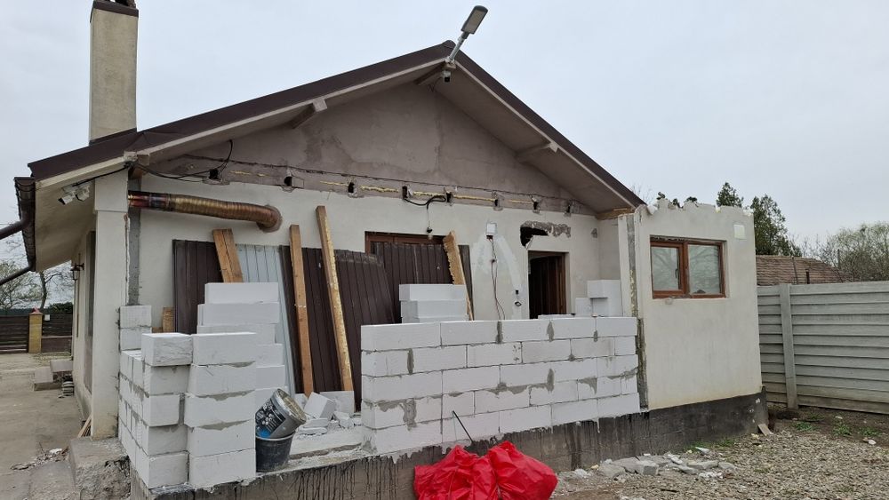 Meserias in construcții și renovari.