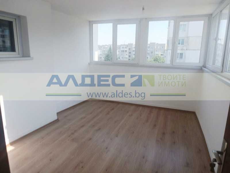 Продава тухлен тристаен ап. в Люлин - Център!